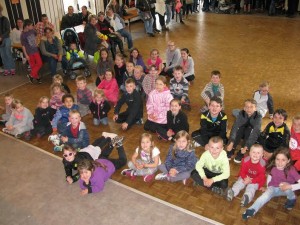 fête 1er mai 2015 Vatteville Cross enfants