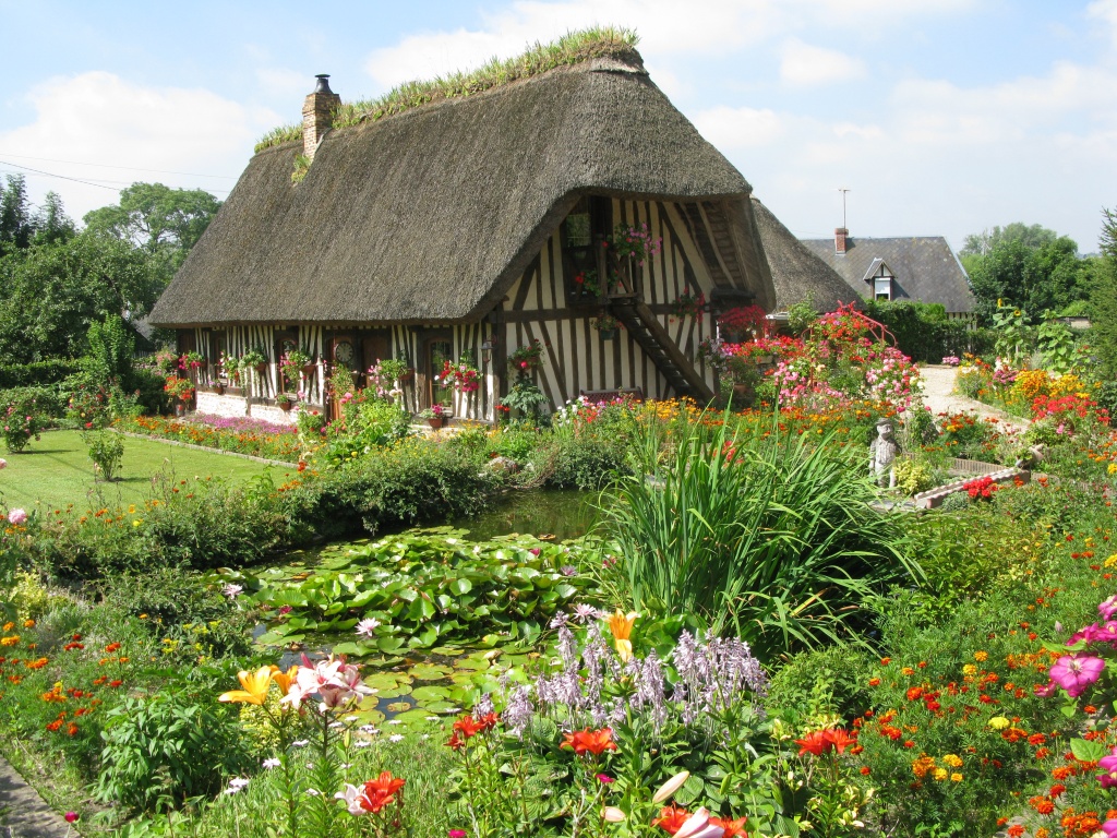 Habitations insolites - Page 10 Vatteville-la-Rue-Jardins-fleuris-2016-gagnant-D-Yon